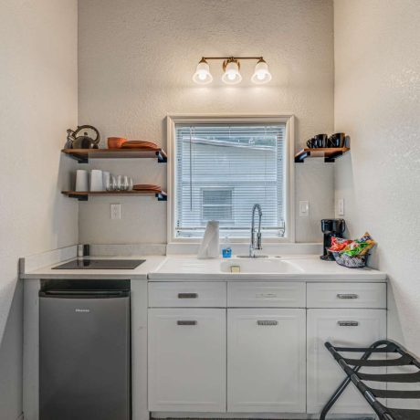 kitchen view of cabins in Homosassa, Florida