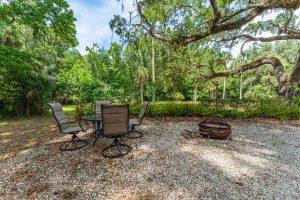 Chassahowitzka hotel